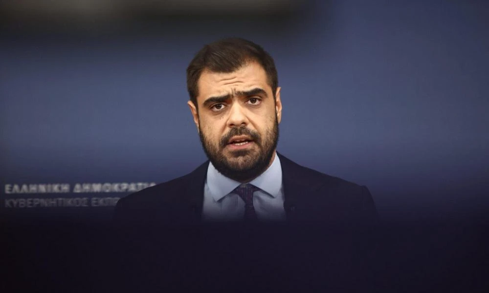 Μαρινάκης για Novartis: "Να βγουν οι κουκούλες για να μιλήσουν οι άνθρωποι αυτοί"